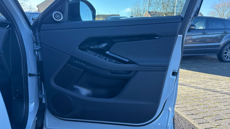 Land Rover Range Rover Evoque 2.0 D200 Dynamic SE 5dr Auto Diesel Hatchback